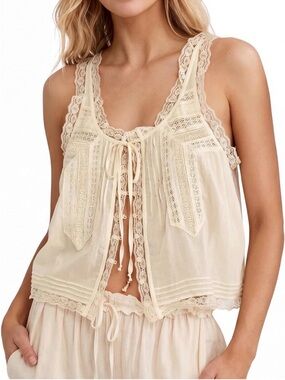 Lace Trim Ivory Camisole Top Boho NWT Small